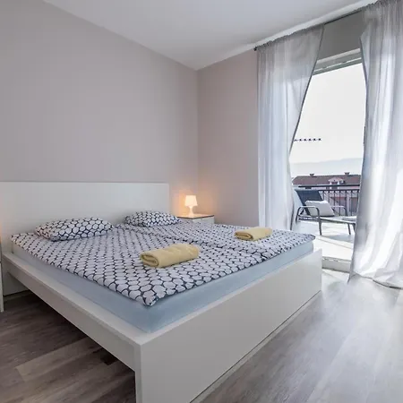 Gambera Apartment *