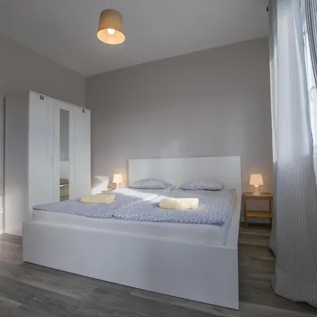 Apartment Gambera Pirovac