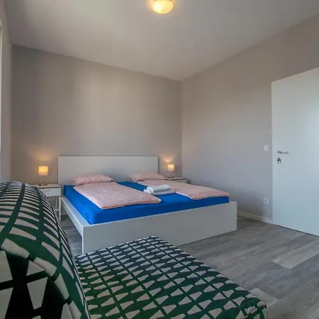 Gambera Appartement Pirovac
